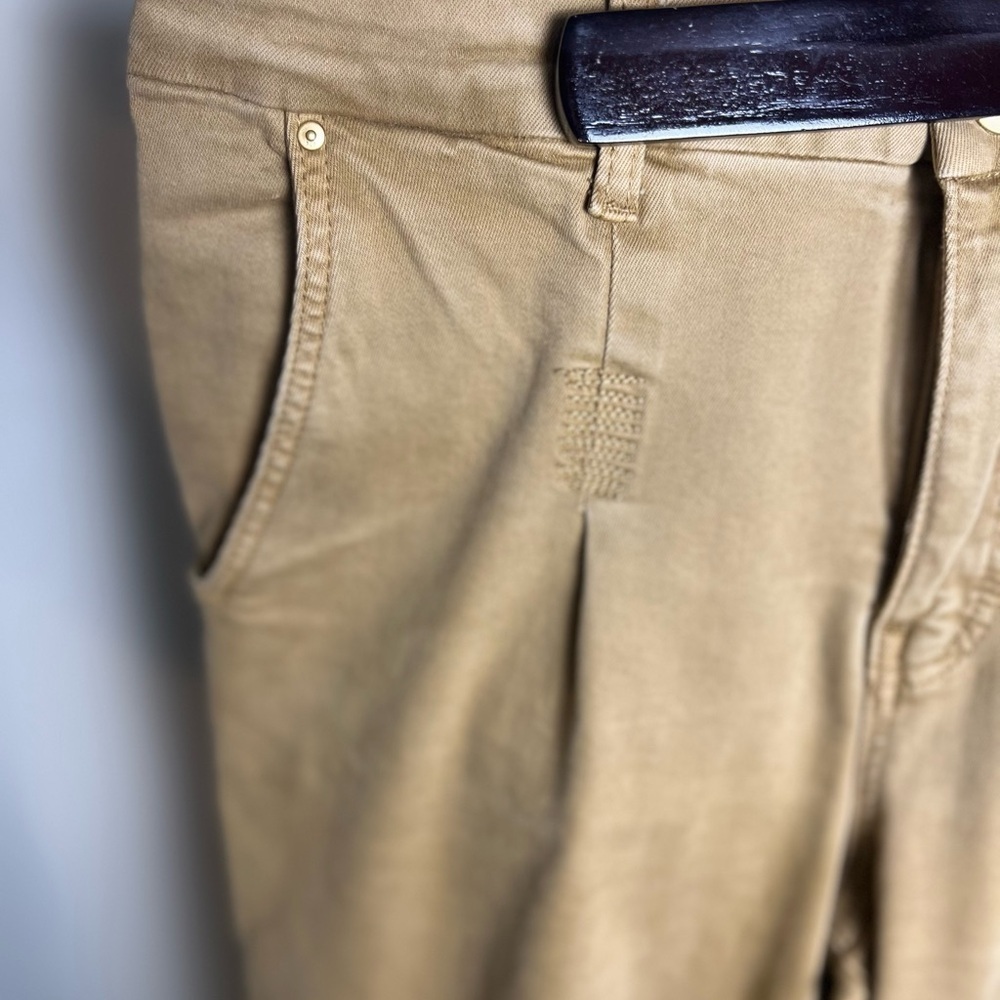 KUT from the kloth Meg wide legged khakis size 12